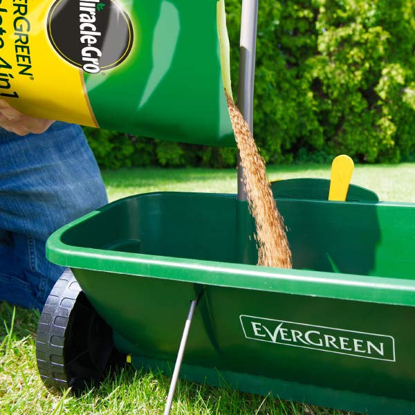 Miracle-Gro Evergreen Complete 4-In-1 360m2