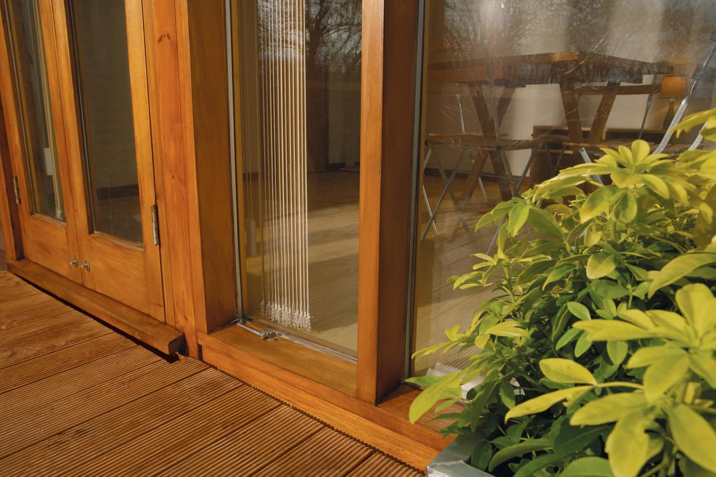 Ronseal Natural Oak Satin Woodstain | Soft or Hard Wood | Quick Drying | 2.5L