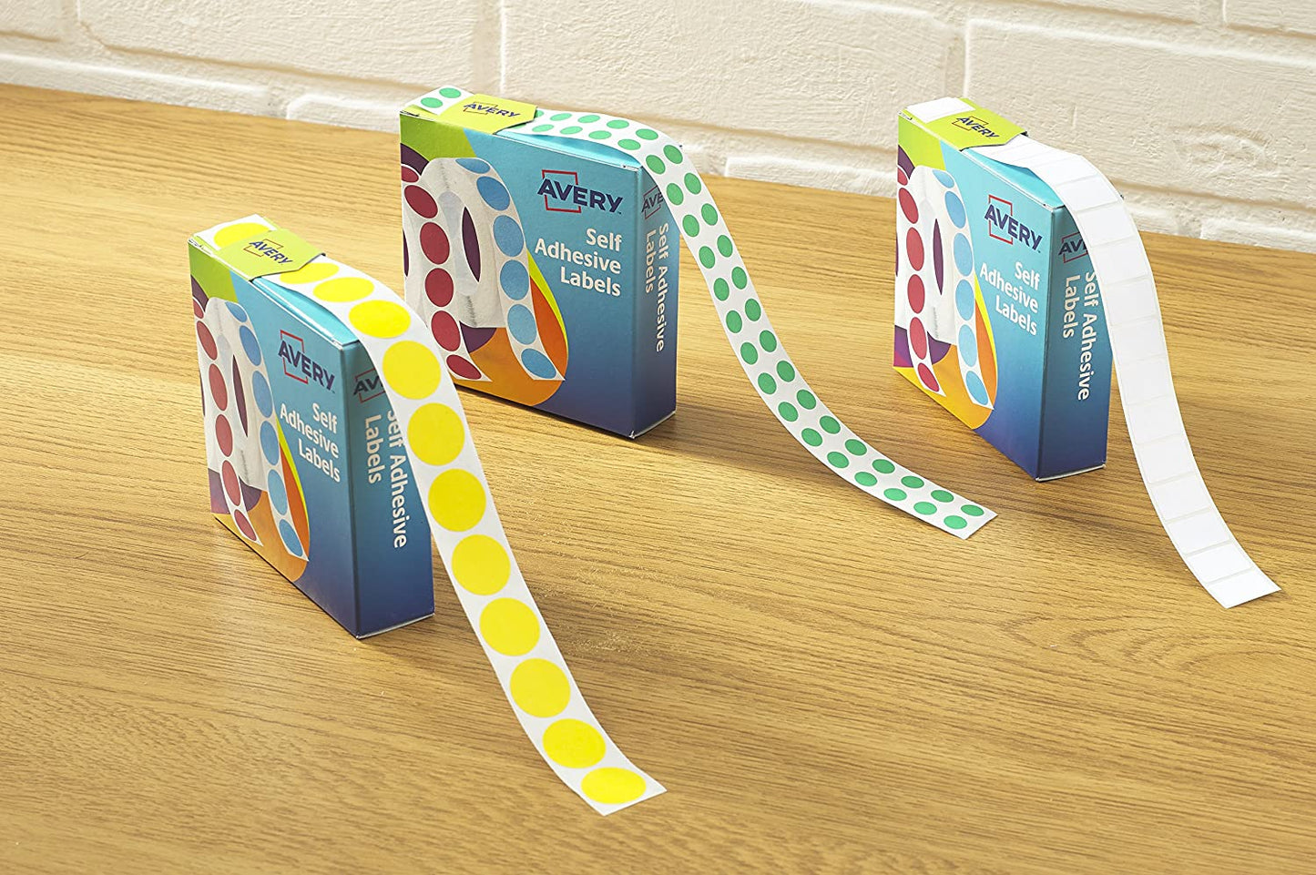 Avery 24-426 Small White Rectangle Self-Adhesive Labels in Dispenser, Hand Write Only, 25 x 50mm, 400 Labels Per Pack