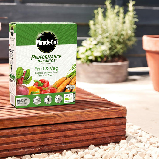 Miracle-Gro Performance Organics Fruit & Vegetables Plant feed Granules 1kg