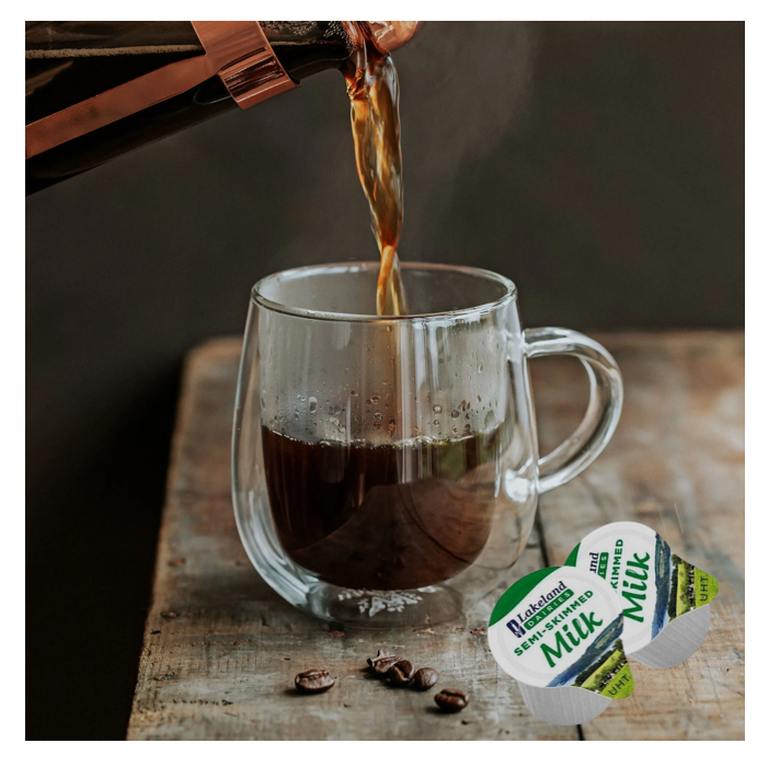 Lakeland Semi-Skimmed Milk Pots (Pack of 120)