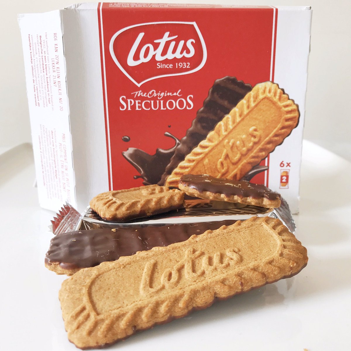 Lotus Biscoff Individually Wrapped Caramelised Biscuits with Belgian Chocolate Triple Pack (72 Packs