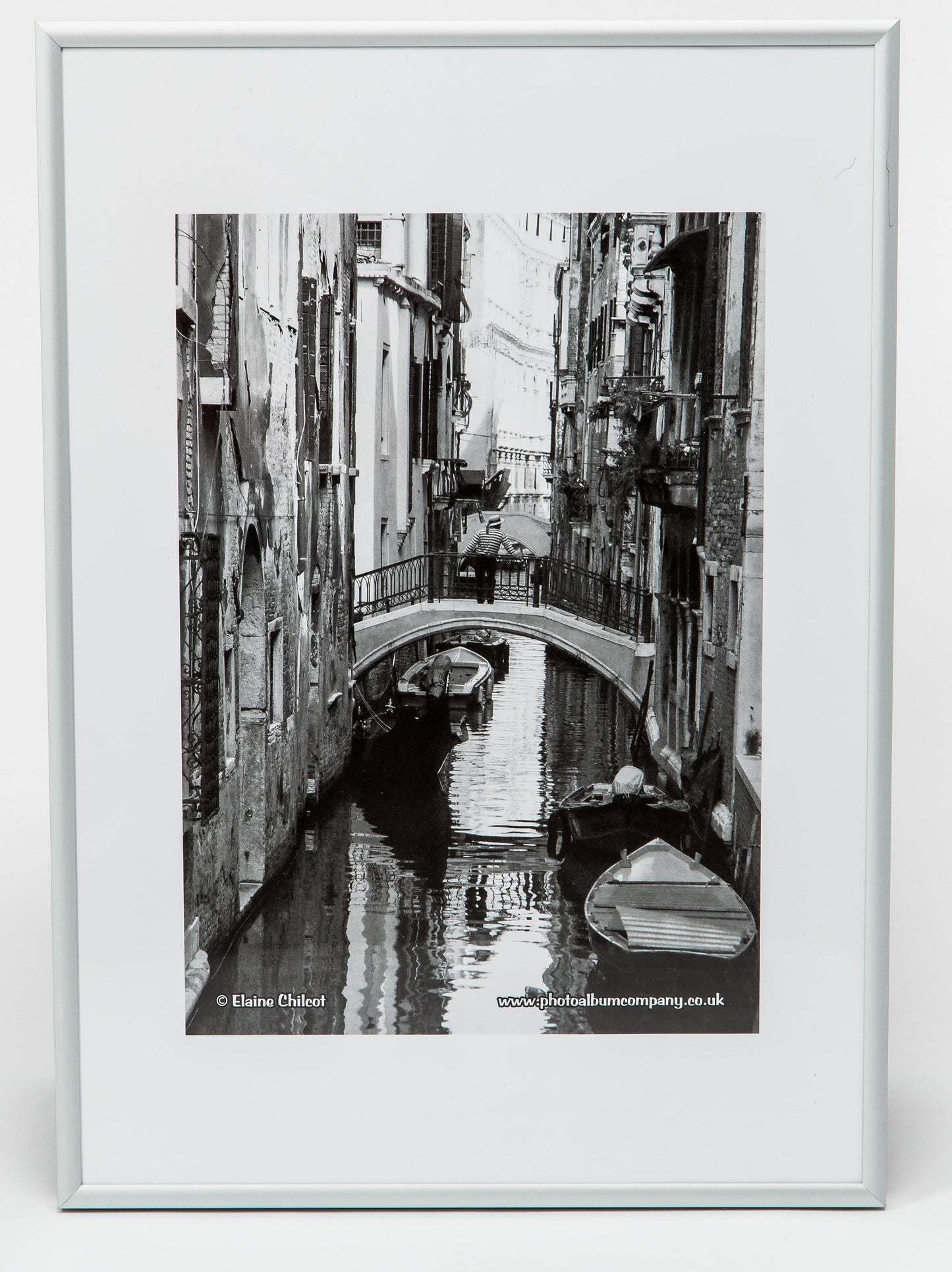 Photo Album Co Certificate/Photo Frame A4 Aluminium Frame Plastic Front Silver - PAAFA4B