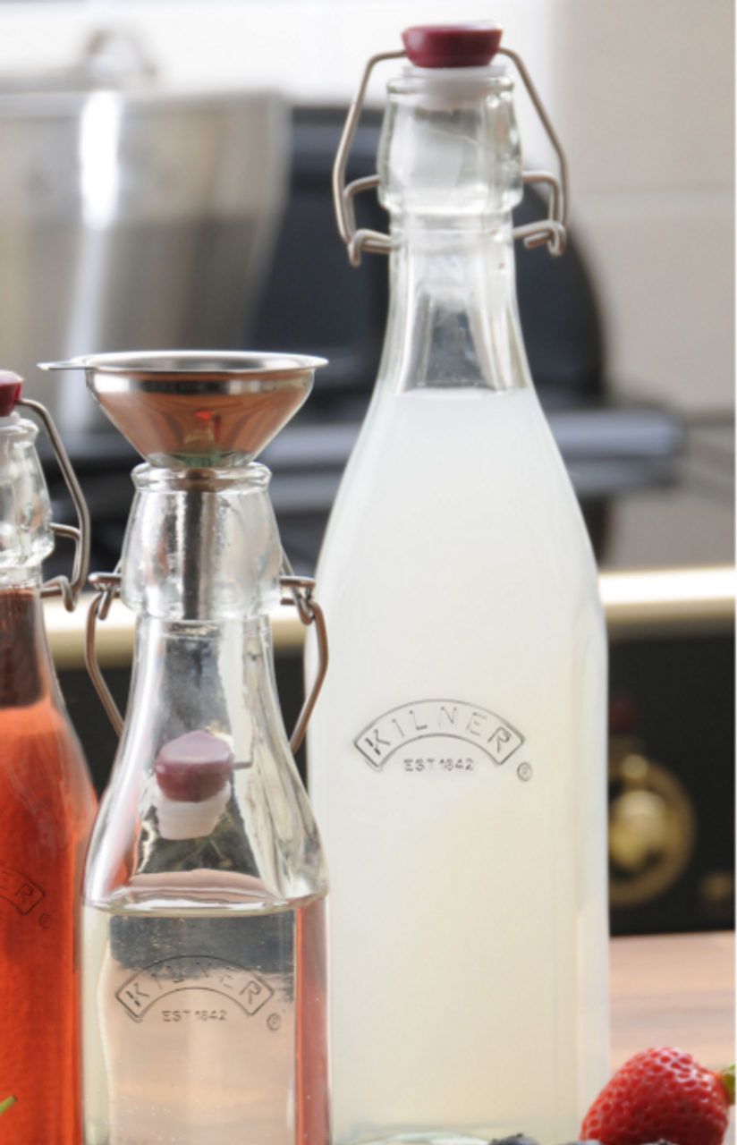 Kilner Branded Traditional Square Airtight Clip Top Preserve Glass Bottles 1 Litre (0025.472)