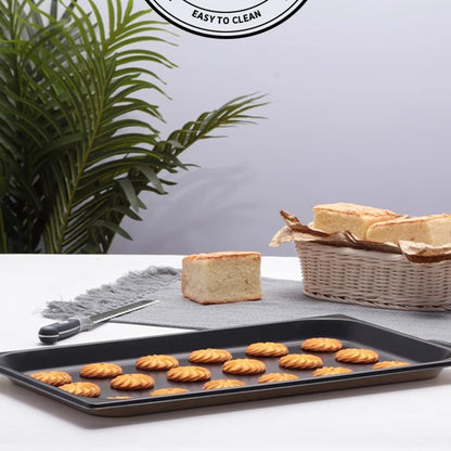 Chefs Aid Non Stick Baking Tray 33 x 21.5 x 1.5cm | 3 Pack Set