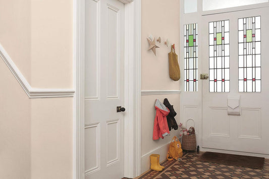 Dulux Matt Emulsion Paint For Walls And Ceilings - Gentle Fawn 2.5 Litres