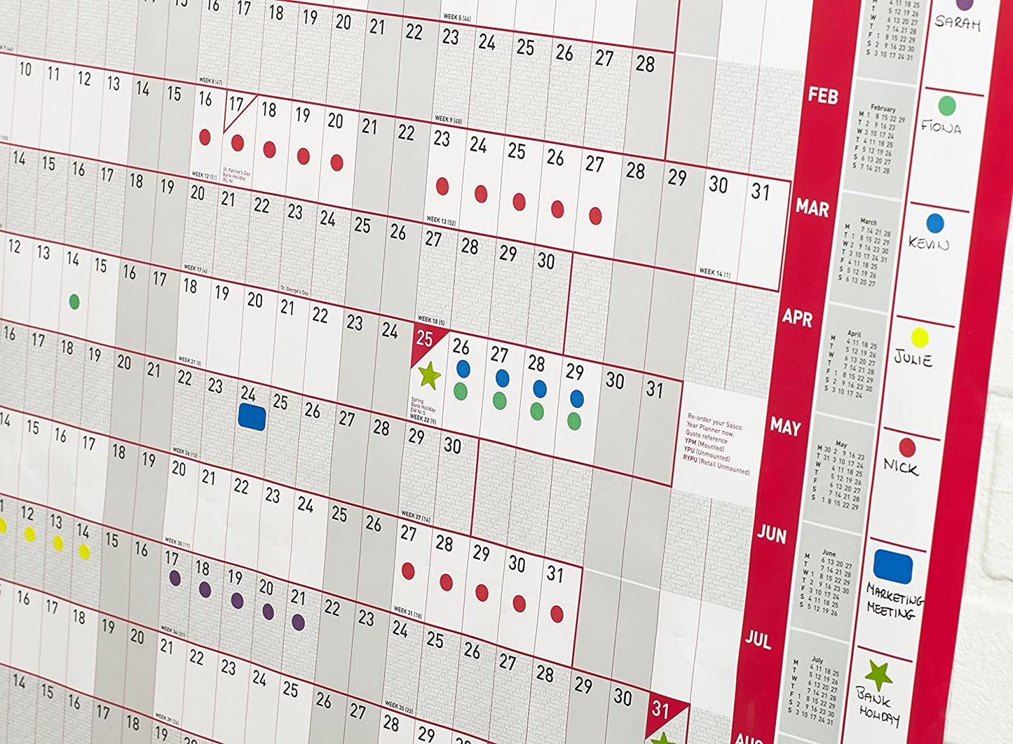 Avery 24-404 Self Adhesive Circle Labels Dispenser (19 mm Dia, 1400 Labels) - White