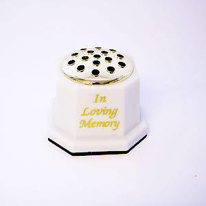 Smithers Grave Vase - Marble Effect Cream