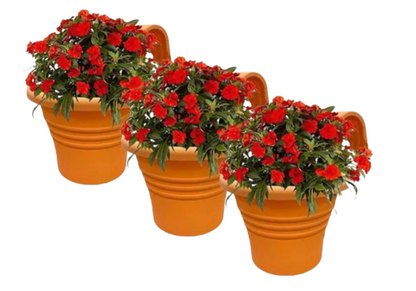 Fixtures Hang Easy Single Eco Planter | Fence or Balcony Hook on Planters | Terracotta/Orange