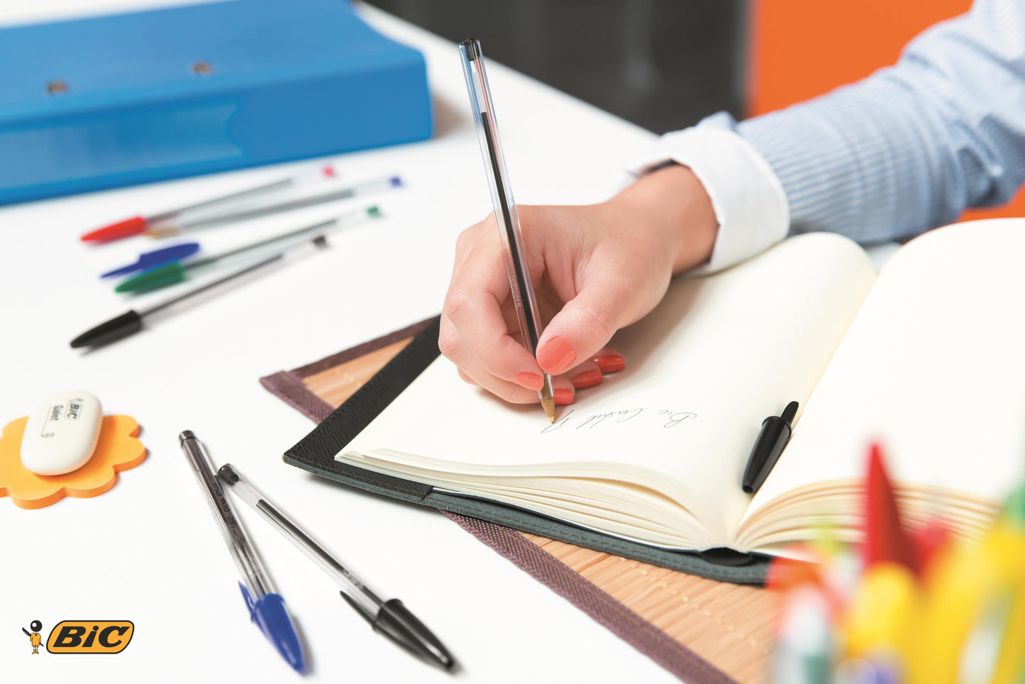 Bic Cristal Ballpoint Pen 1.0mm Tip 0.32mm Line Blue (Pack 10) - 830863